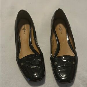 Jaclyn Smith Black Pleather Loafers